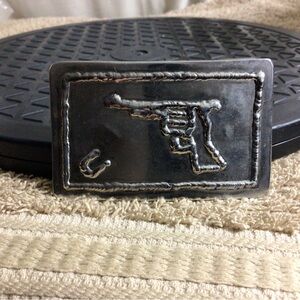 Vintage Style Black Metal Gun Buckle - Men Accessories
